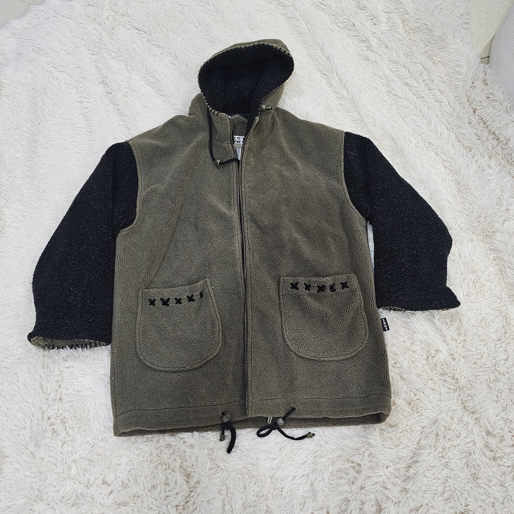 VGT Olive and Black Men's Puffer Jacket